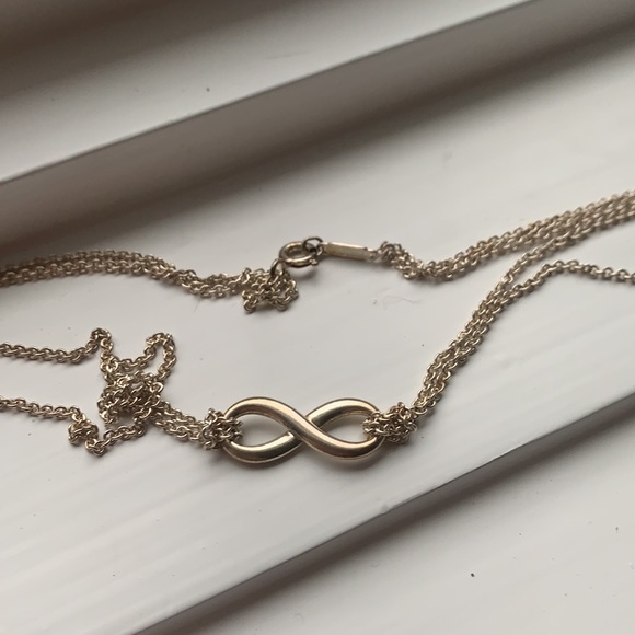 Tiffany infinity necklace - Picture 4 of 4